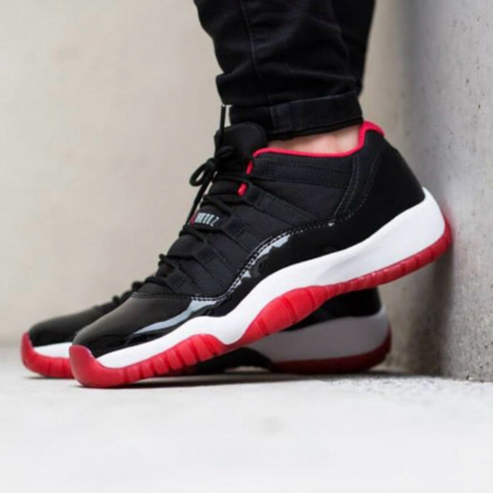 ✔️NIB✔️ NIKE Air Jordan 11 Retro Low GS Bred 2025
